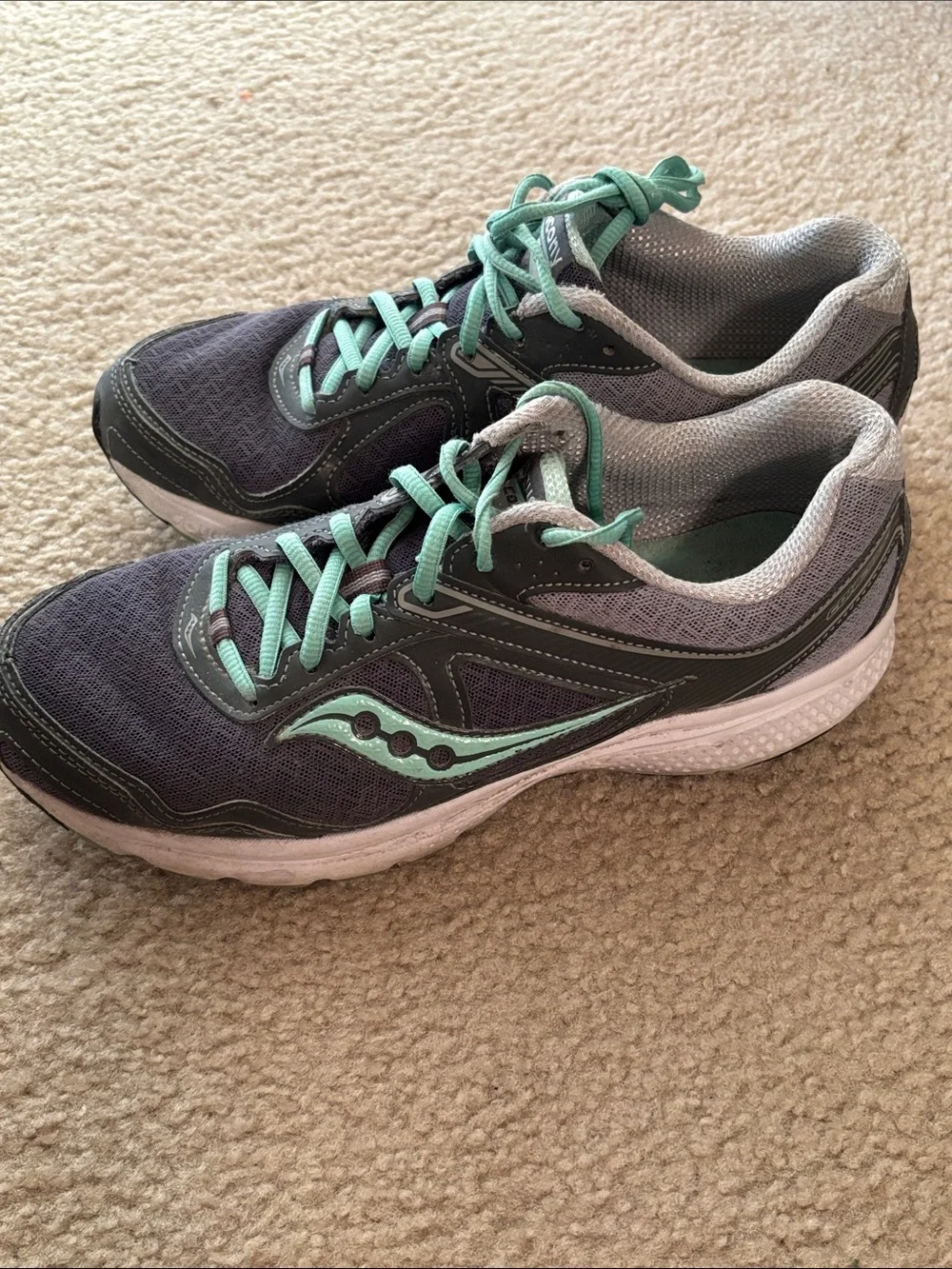 Saucony Women's Gray and Mint Athletic Running Shoes